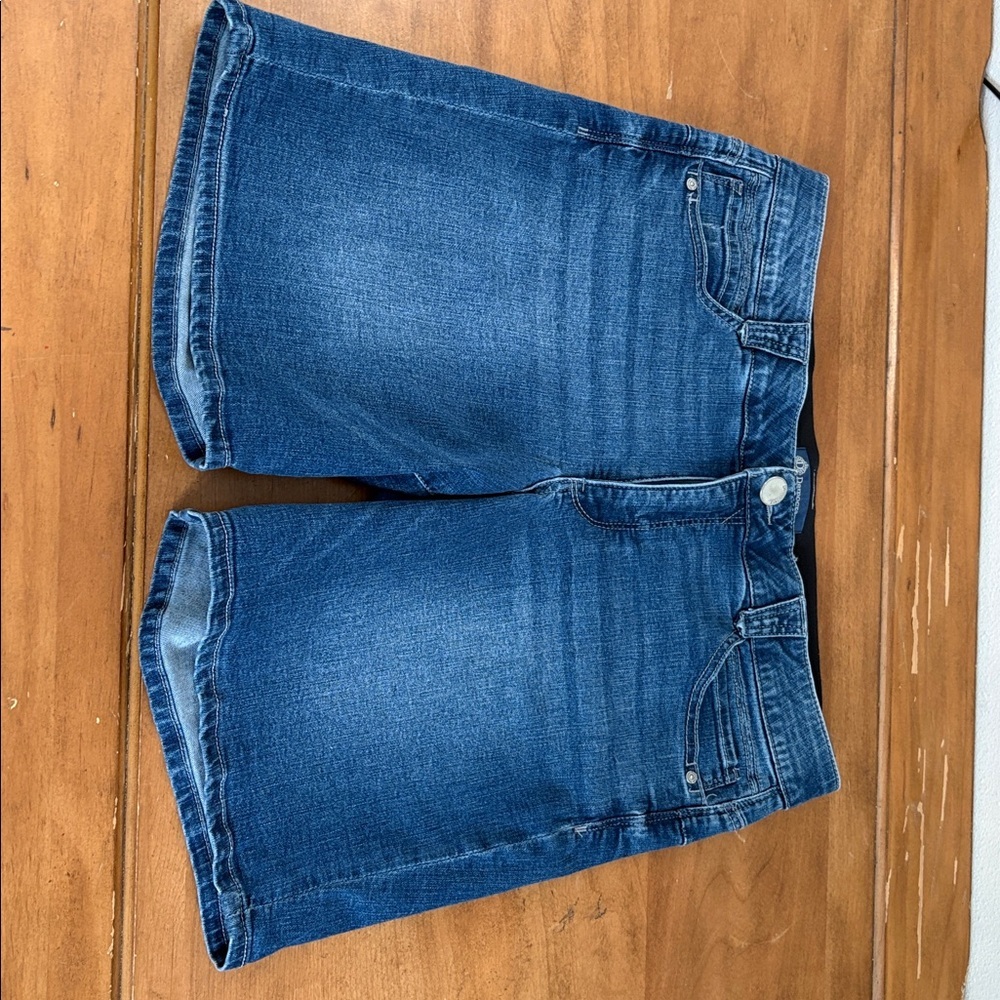 Democracy Jean Shorts Size 16 - Picture 2 of 10